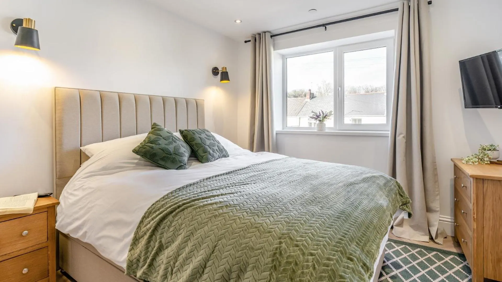 Castle View Ground Floor Apartment The Mumbles