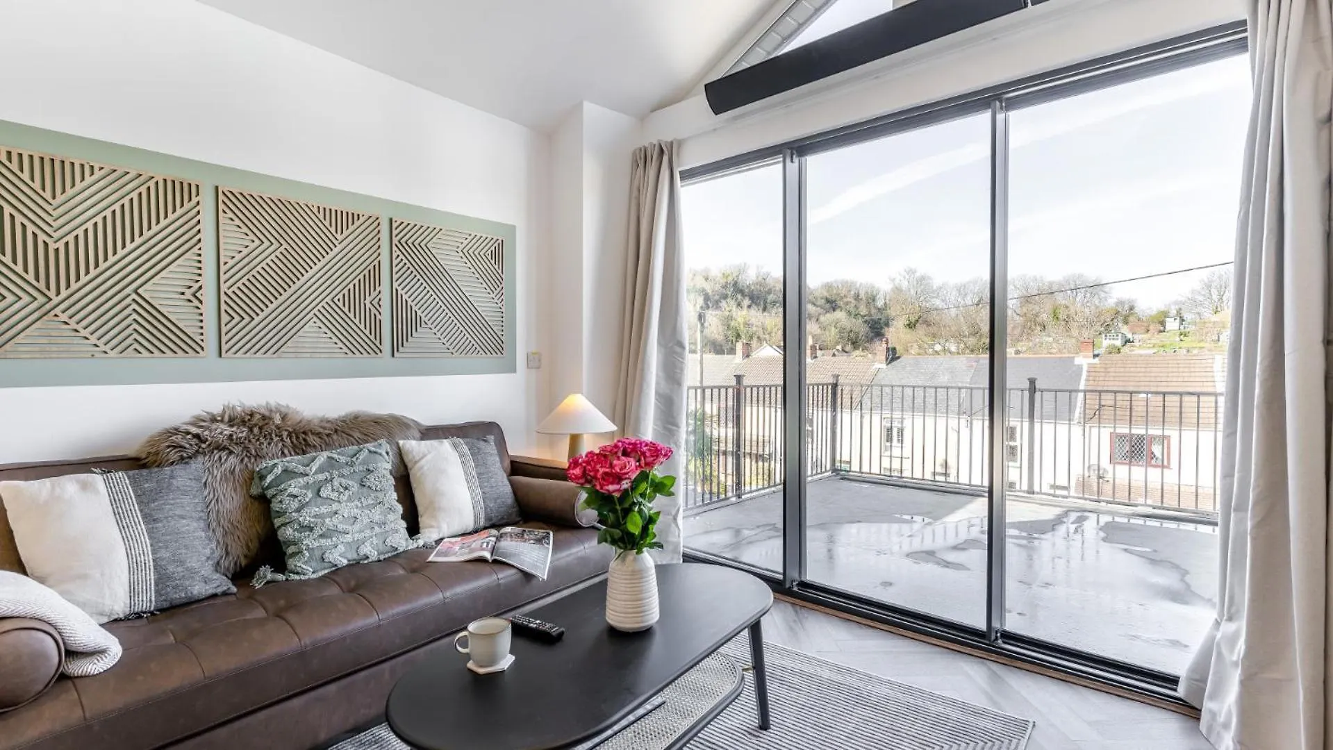Castle View Ground Floor Apartment The Mumbles
