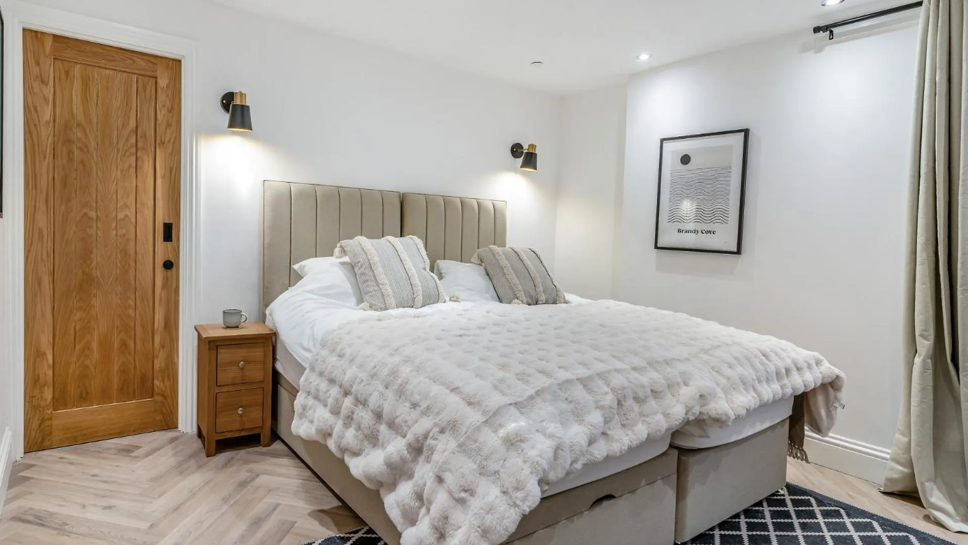 Castle View Ground Floor Apartment The Mumbles 0*,  United Kingdom